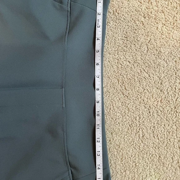 ATHLETA Women’s Endless Pant in Bali Green Straight Leg Ankle #533636-02 Size 14 - Picture 6 of 8